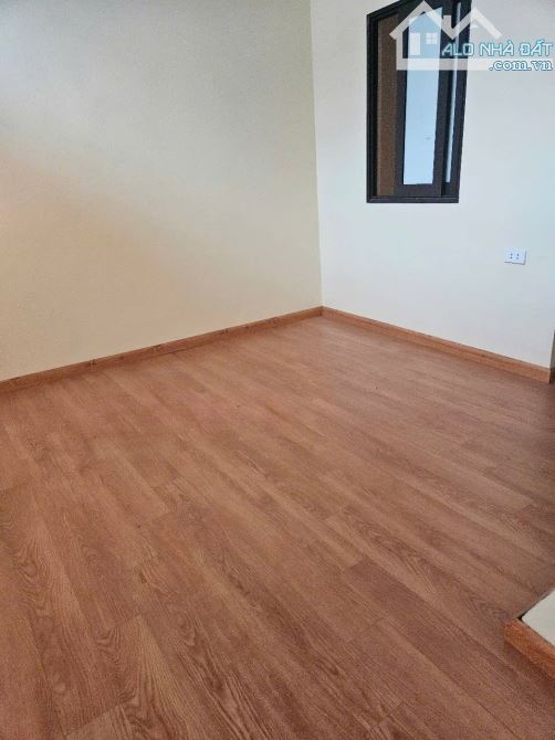 Bán nhà Siêu Quần, Tả Thanh Oai, 60m x2 tầng mới, oto tải thông, 2.2 tỷ - 2