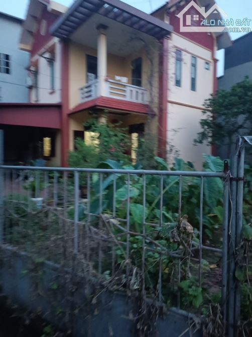 Bán đất Đại Mạch, Đông Anh, 358m2, mặt tiền 22m, giá 90 tr/m2 - 2