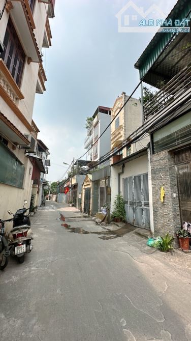 BỒ ĐỀ_Ô TÔ VÀO ĐẤT_KHU VỰC TIỀM NĂNG,TĂNG GIÁ_THOÁNG MÁT_NGÕ Ô TÔ_DT 35M_GIÁ 3 TỶ NHỈNH - 2