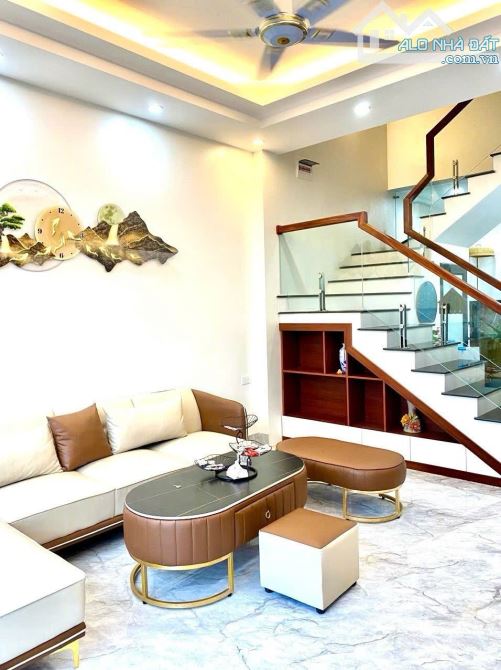 BÁN NHÀ 2 TẦNG DT 104M, 2 TẦNG 3 PHÒNG NGỦ 1,9 TỶ. - 2