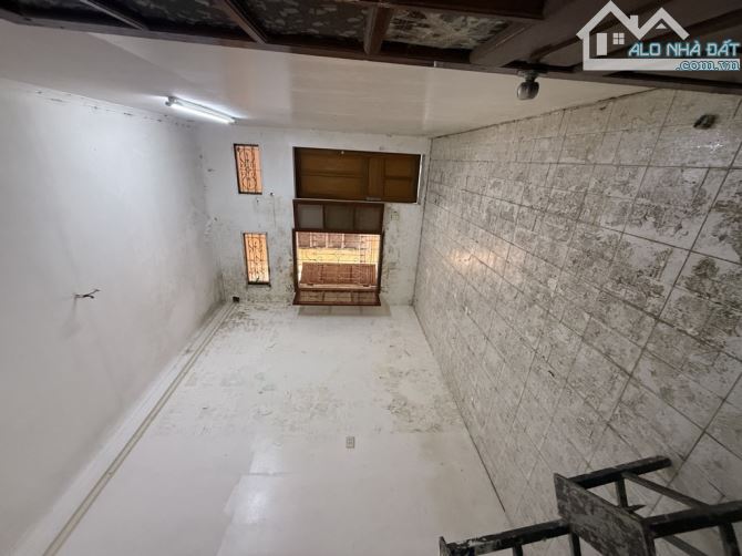 Bán nhà 4 tầng 40m2 phố Phan Đình Phùng (Hoàn Kiếm - Ba Đình) gần Lăng Bác, gần Hồ Tây - 2