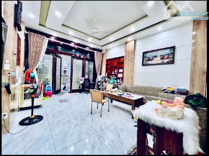 SIÊU PHẨM NHÀ PHỐ 91M2– NGANG 5M NỞ HẬU, HẺM 6M THÔNG TỨ HƯỚNG - CHỈ 9,99 - 2
