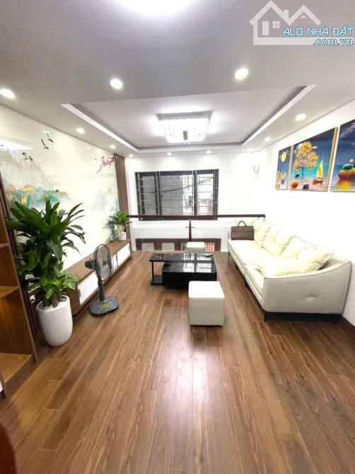 HIẾM! 14.2 TỶ - LẠC LONG QUÂN, TÂY HỒ - GẦN HỒ TÂY – THANG MÁY – Ô TÔ - Ở OR KD DÒNG TIỀN - 2