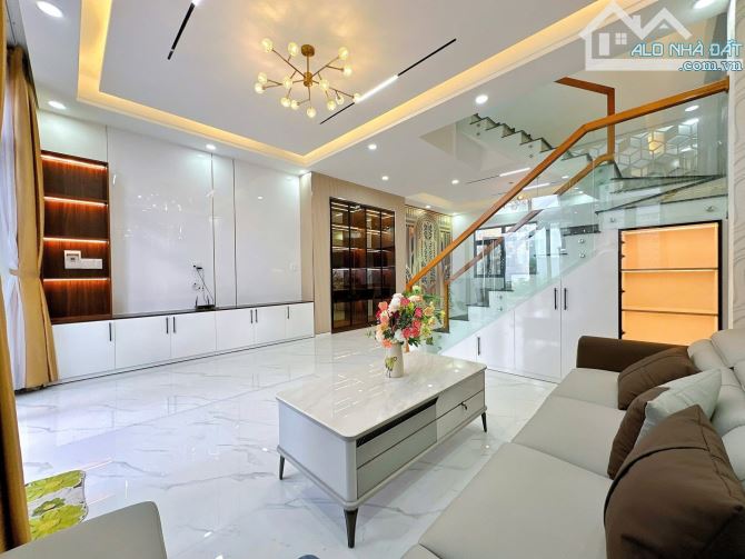 👉5,8 tỷ - BÁN NHÀ 3 TẦNG (mới xây) SỐ 67 ĐƯỜNG D15, KDC HỒNG LOAN, P. CÁI RĂNG - 1