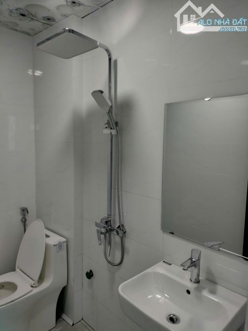 NHÀ 4.5 TẦNG ĐẸP TẠI ĐA SỸ HÀ ĐÔNG, GIÁ CHỈ 5.85 TỶ - 3