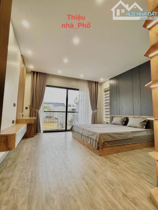 🏡 BÁN NHÀ NGÕ 850 ĐƯỜNG LÁNG – 46M² – 4 TẦNG – MẶT TIỀN 5M –GIÁ 13,9 TỶ–TRUNG TÂM ĐỐNG ĐA - 3