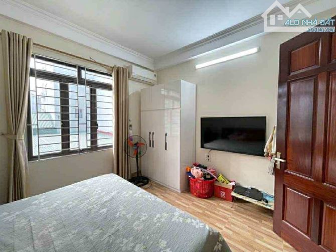 Kiêu kỵ- Cạnh Vin 75m * 3 Tầng - Ô TÔ TRÁNH KINH DOANH - ĐƯỜNG 18M KHÔNG MẤT ĐẤT - 3