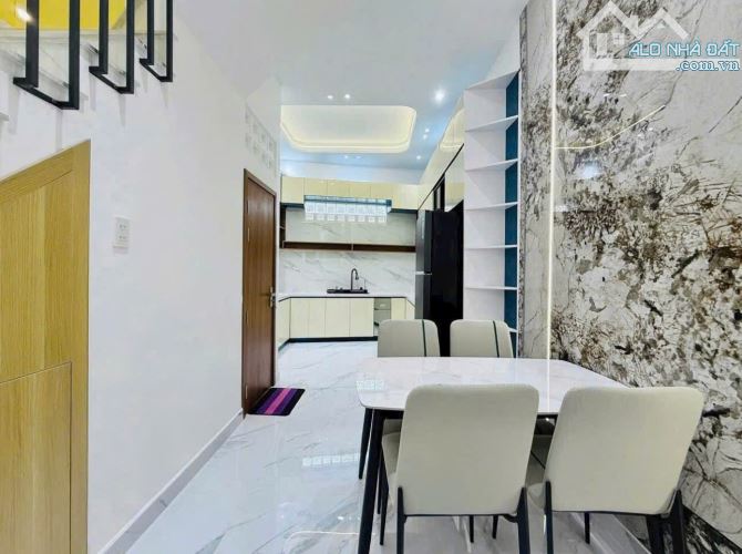 Nhà Nơ Trang Long 34.6m2 xây 1 trệt 2 lầu, gần Trường Mầm non 7A. Sổ sẵn, giá 3 tỷ 150 - 3