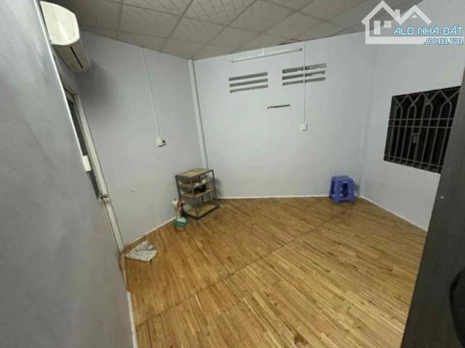NHÀ LÔ GÓC 2 MẶT TIỀN HẺM HOÀNG HOA THÁM, 70M2, NHỈNH 4 TỶ - 3