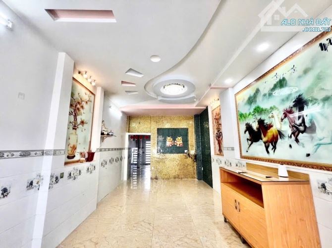 Bán gấp nhà MỚI ĐẸP 2 tầng 60m2 Đình Nghi Xuân- NGAY ngã tư 4XÃ - 3