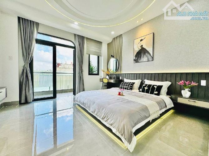 Nhà Đẹp Thạnh Xuân 25 - 5 tầng Fun nội thất đẹp lung linh - xe hơi vào nhà - Giá 7.66 tỷ T - 3