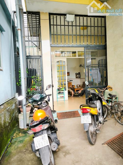 BÁN NHÀ CẤP 4 (DT: 81M2) HOÀN CÔNG. NGAY ĐƯỜNG BÙI HỮU NGHĨA P. TÂN VẠN. GIÁ CHỈ 1,980 TỶ - 3