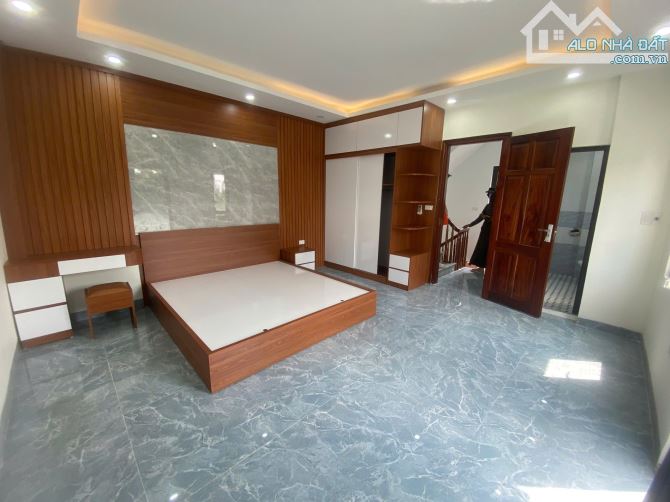 Nhà 5 tầng full nội thất-3 mặt thoáng vĩnh viễn-Ngõ thông duy nhất ở Dương Nôi-Chỉ hơn 5Ty - 3