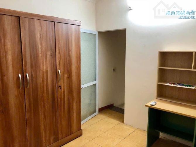 Cho thuê nhà ngõ Giảng Võ, 16m2 x 6 tầng, 2 ngủ ở 4 người Giá 7tr5 - 3