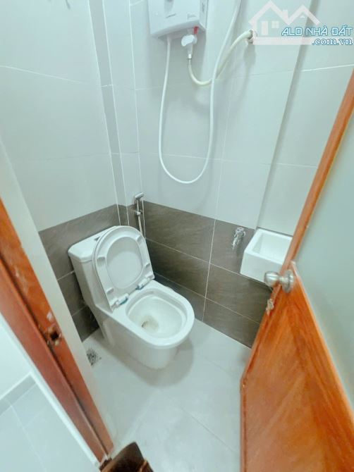 hẻm nhựa 4m sát 3 đường chính hoa đào lê văn sỹ hoa đào huỳnh văn bánh đoàn thị điểm 4ty8 - 3