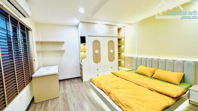 TRUNG TÂM BỒ ĐỀ - 35M2 - 5 TẦNG - FULL NỘI THẤT - 3 BƯỚC RA PHỐ - TIỆN ÍCH BẠT NGÀN - 3