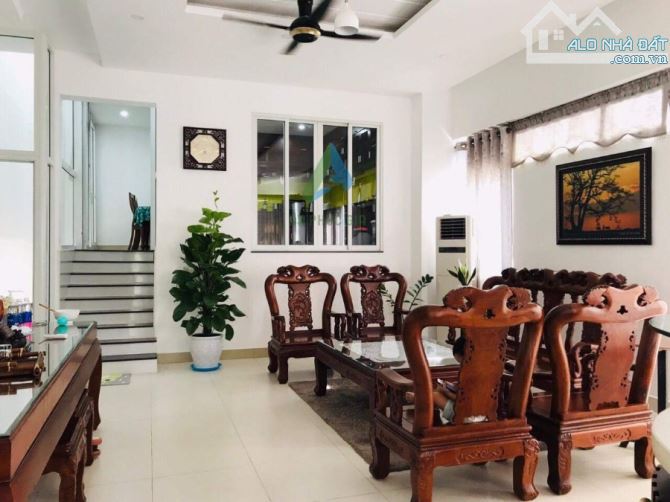 CHO THUÊ NHÀ NGUYÊN CĂN BIỆT THỰ 4 TẦNG TRƯƠNG VĂN HIẾN GẦN BIỂN - 7PN - 50 TRIỆU - 3