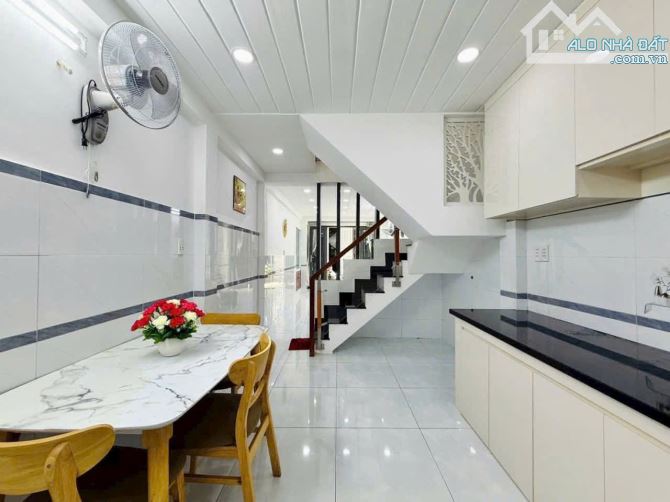 🔥HXH ĐỖ CỬA, 39M², 2 TẦNG, 2PN,3WC, CHỢ THẠCH ĐÀ,P.14, GVP - 3