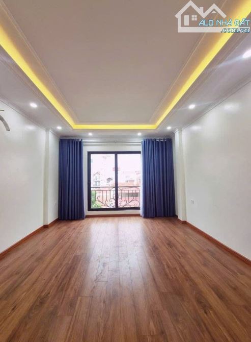 BÁN NHÀ TÂY SƠN – NGÃ TƯ SỞ - NHÀ MỚI 6 TẦNG THANG MÁY - FULL NỘI THẤT – NGÕ RỘNG THOÁNG – - 3
