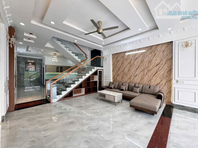 CHỦ GỞI BÁN NHÀ 1 TRỆT 2 LẦU 3 TẤM ĐÚC THUỘC KDC HOÀNG MINH CHÁNH P.HOÁ AN. GIÁ CHỈ 4,8 TỶ - 3