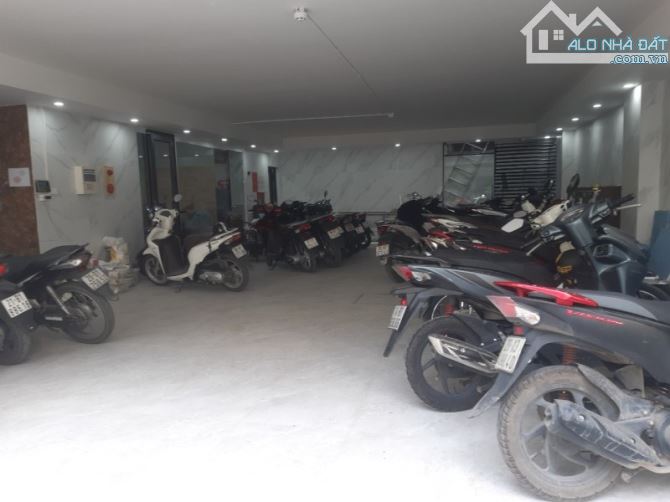 bán nhà phố Đồng Me, Mễ Trì, Nam Từ Liêm, 130m2, 8 tầng, ngang 9m, giá 51 tỉ - 3