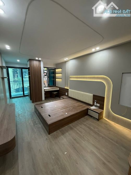 Bán tòa nhà vỉa hè, ô tô tránh, kinh doanh Duy Tân, Cầu Giấy 166m2, 9 tầng, 65 tỷ - 3