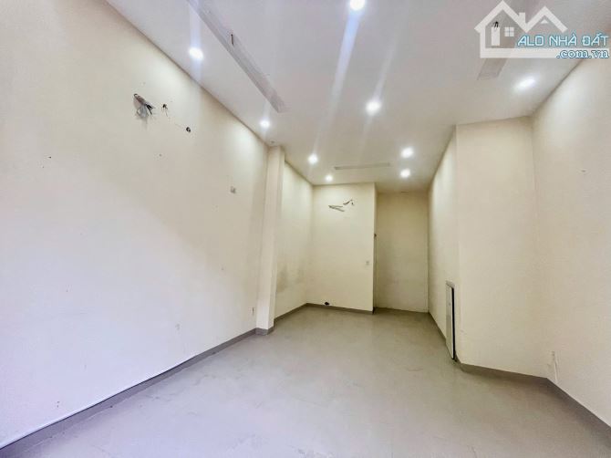 Bán Nhanh Tòa Nhà Cạnh Siêu Thị BigC vĩnh điềm  trung Nha Trang ( đang cho thuê 28tr) - 3
