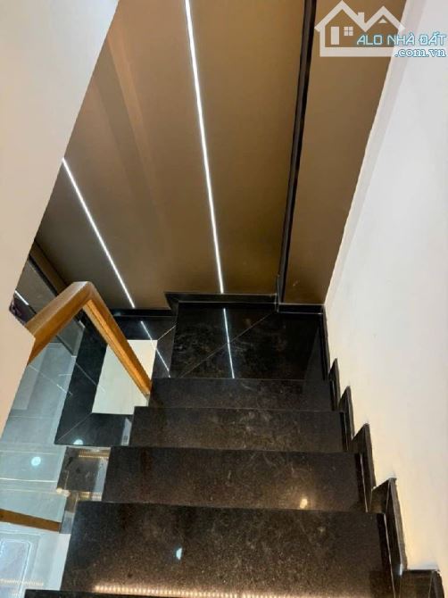 Bán nhà phố 3 tầng đẹp, Quang Trung, P10, Gò Vấp, SHR, 3.55tỷ - 3