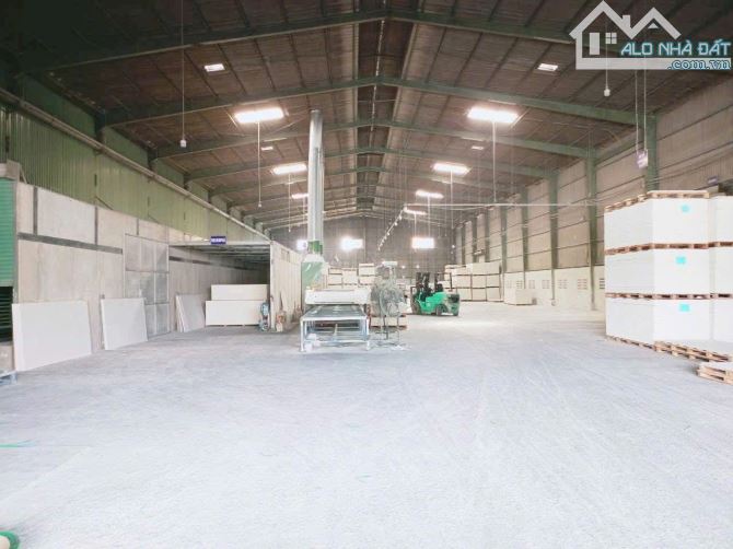 Cho Thuê 5000m2 , 10.000m2 Xưởng Tân Uyên Bình Dương Gía 65.000đ/m2 , PCCC , Đường Cont - 3