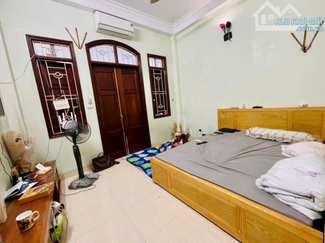 Lạc Long Quân, dân xây, gần phố, ô tô đỗ gần 45m2, 4 tầng, 11,5tỷ - 3