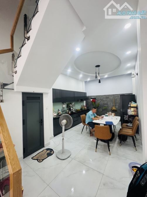 🚛 HẺM XE TẢI TỚI NHÀ - NGAY EMART PHAN HUY ÍCH - 4 TẦNG - 50M2 - NGANG 4M - CHỈ HƠN 6 TỶ - 3