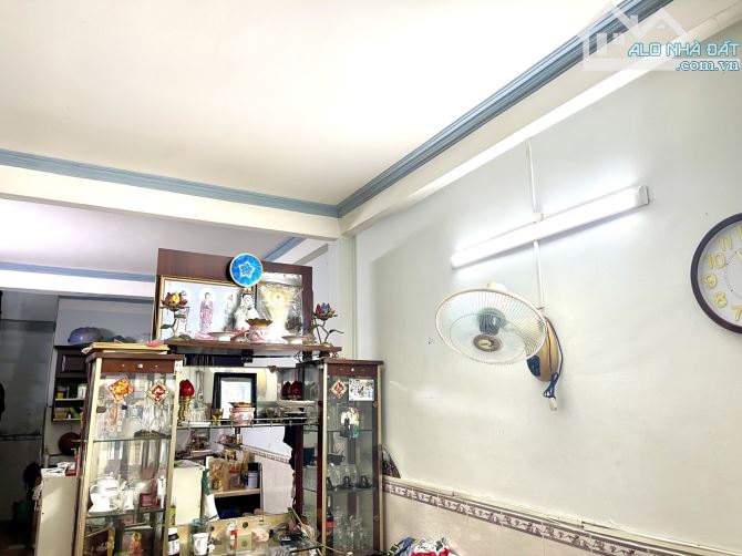 QUẬN 8 CÁCH 10m RA HẺM XE HƠI – DƯƠNG BÁ TRẠC Q8 – 41M² – 2 TẦNG – 2PN – GIÁ 4.2 TỶ TL - 3