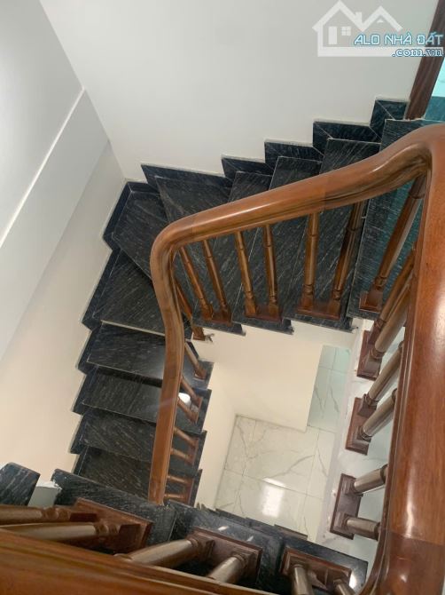 MỞ BÁN CỤM 8 CĂN NHÀ BIÊN GIANG 5Tx32m. GẦN SIÊU THỊ, CÁCH QL6 500M - 3