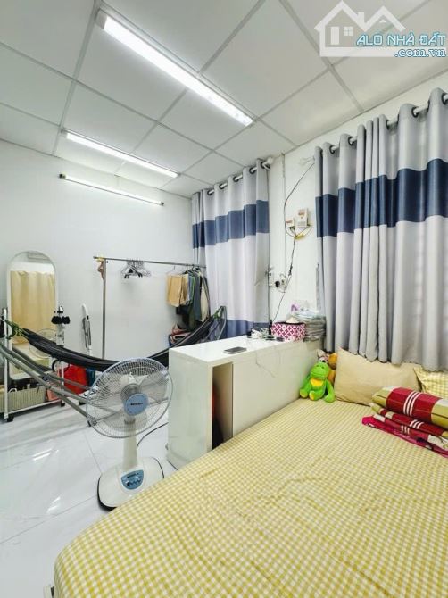 Bán nhà đẹp, giá rẻ Gò Vấp - 1/ Phạm Văn Chiêu - Chỉ hơn 3 tỷ - 239 - 3
