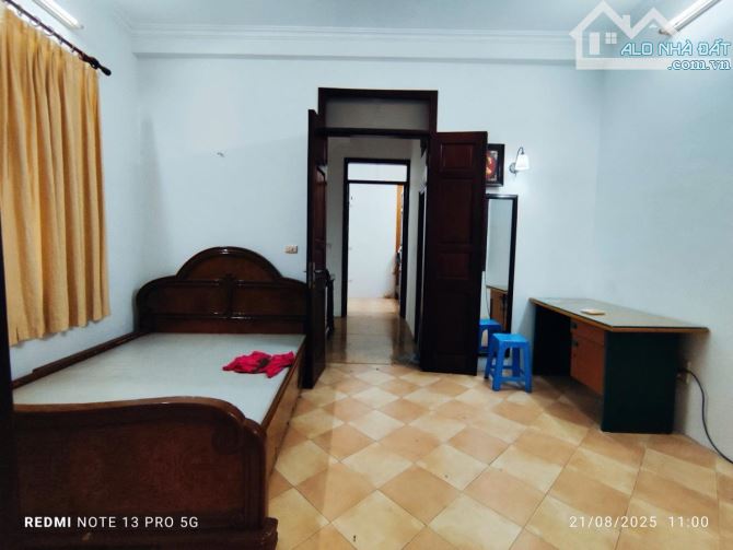 Kẹt tiền bán gấp nhà lô góc Khâm Thiên 50m 5T MT 4,8m Ô tô đỗ cửa giá 9,5 tỷ - 3