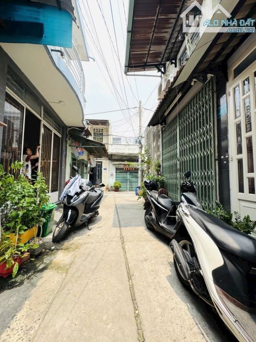 Nhà 1 Trệt 1 Lầu Hẻm Xe Hơi – Gần Chợ Gò Xoài, Sổ Đẹp Vuông Vức – Giá Chỉ 3 Tỷ 350 - 3