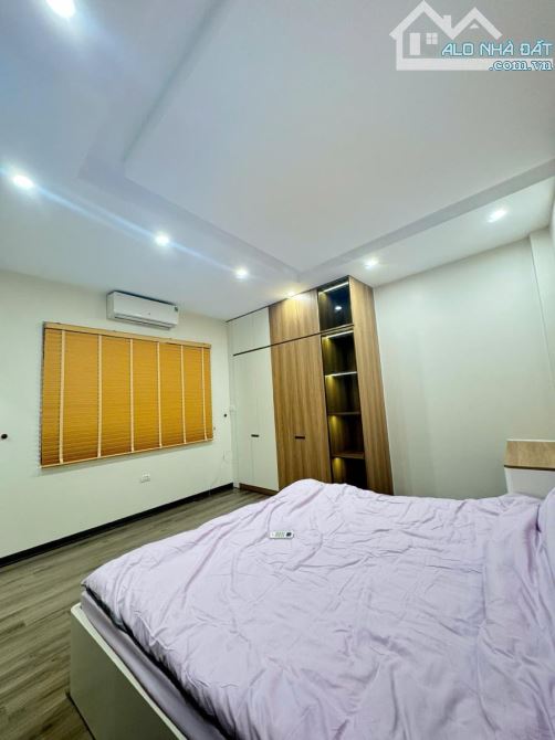 🌟 NGỌC LÂM 30M² 5 TẦNG FULL NỘI THẤT – 7,45 TỶ - 3