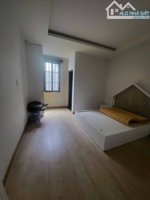 Hẻm Bờ Bao Tân Thắng - Tân Phú, 4x16m, 3 tầng + ST, giá 9,2 tỷ TL. - 3