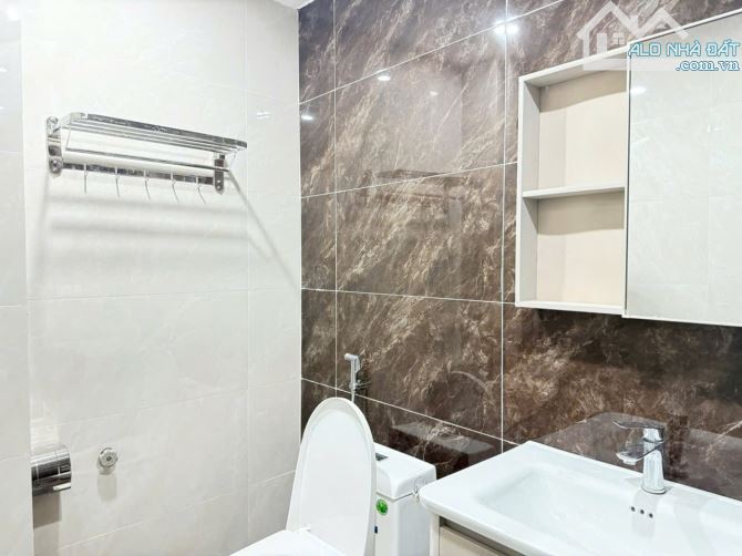 Bán Gấp Nhà Đẹp Liên Mạc - Ô tô Kinh Doanh Thang Máy 40m 5t Nhỉnh 6tỷ - 3