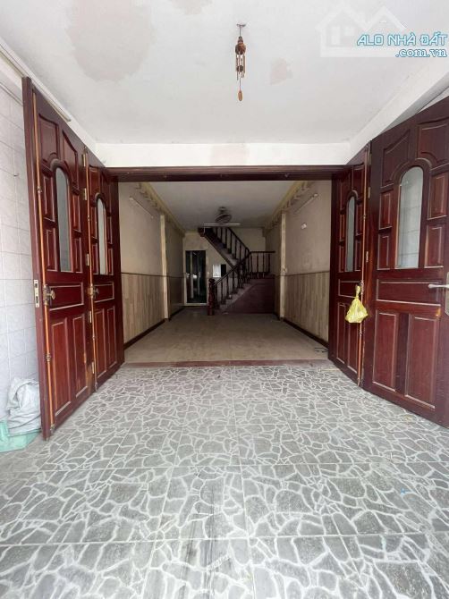 BANK ĐỊ TRÊN 10TỈ. CHỦ NHẮM MẮT BÁN NHANH LUÔN CHỈ 8.5 T.  SIÊU HIẾM - DƯƠNG QUẢNG HÀM - 3