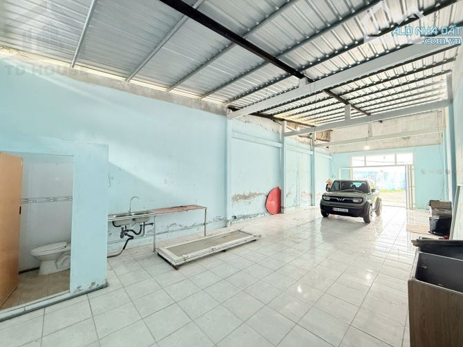 Gấp.! Bán nhanh kho xưởng nhỏ nằm ngay Nguyễn Thị Lắng 159m2 SHR. Giá 700Tr - 3
