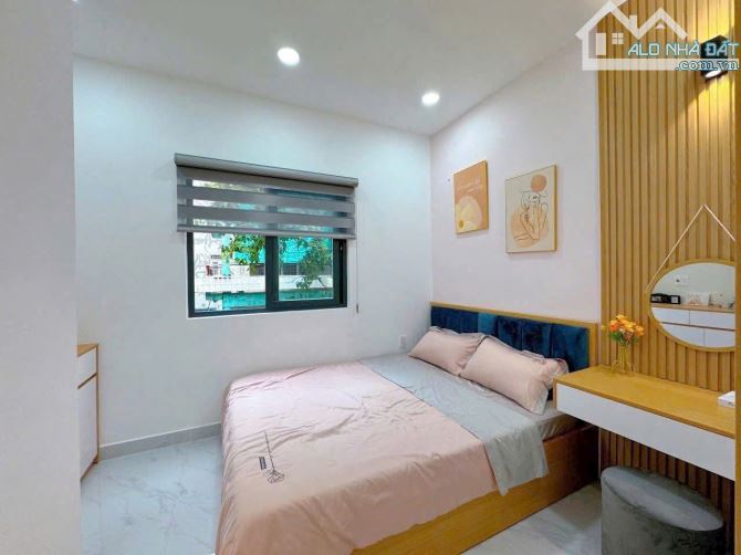 Bán căn 41.2m2 Nguyễn Thái Sơn gần chợ Gò Vấp. Xây 1 trệt 1 lầu, sổ sẵn. Giá 2 tỷ 200 - 3