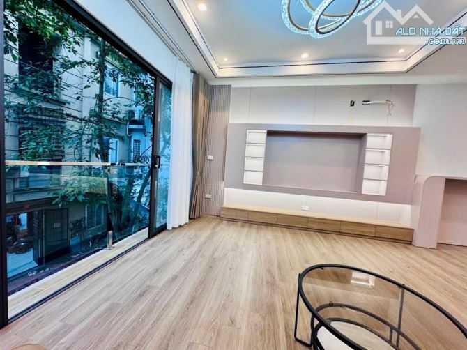 Bán nhà 6 tầng mới keeng, ô tô đỗ cổng, nội thất xịn sò, giao thông thuận tiện, giá 6 tỷ+ - 3