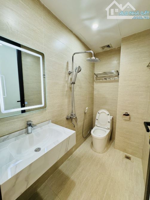 NHÀ HIẾM TÂN MAI , 31M² x 5T MỚI , MẶT TIỀN 4,6M , 10M RA Ô TÔ ĐỖ , 6,6 TỶ - 3
