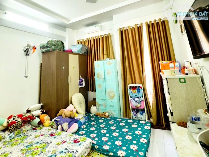 Bán nhà mặt tiền 3 lầu đúc đường Mễ Cốc, Quận 8 - 3