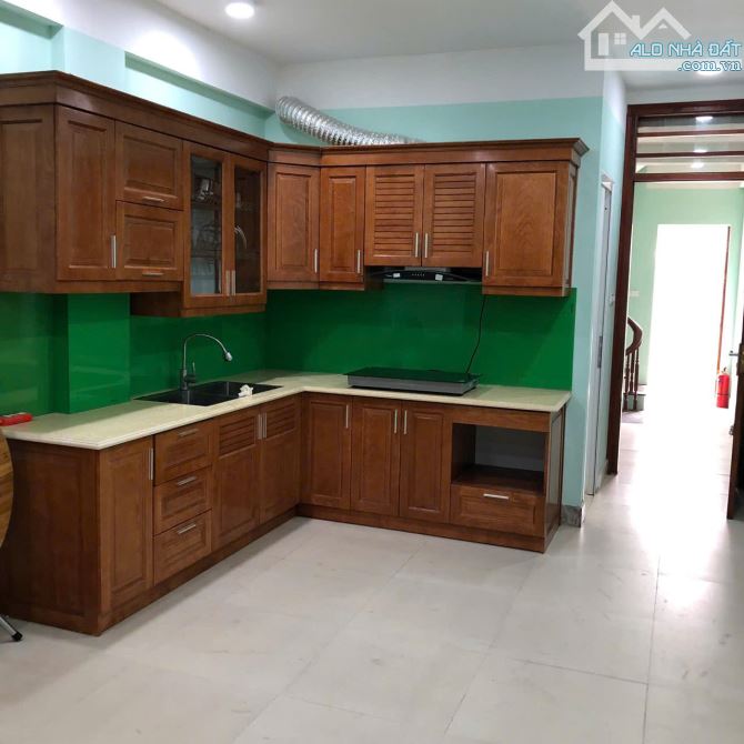 Cho thuê căn hộ ccmn ngõ 82 Yên Lãng - 3