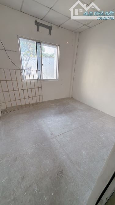 Nhà 1,5 tầng đường NGUYỄN VĂN QUÁ, phường ĐÔNG HƯNG THUẬN, Q12, dt 26m2 GIÁ 2,65Tỷ - 3
