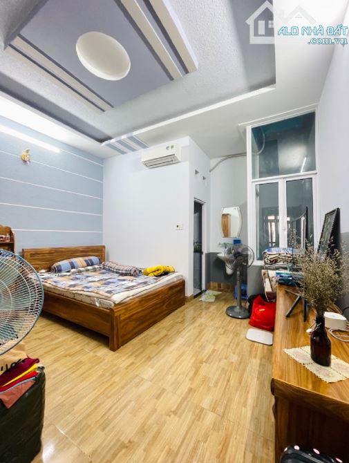 - Bán nhà hẻm XE HƠI_ TRƯƠNG THỊ HOA Q12_ 4 tầng_ ngang 4.5m_tặng FULL NỘI THẤT_6ty499 - 3