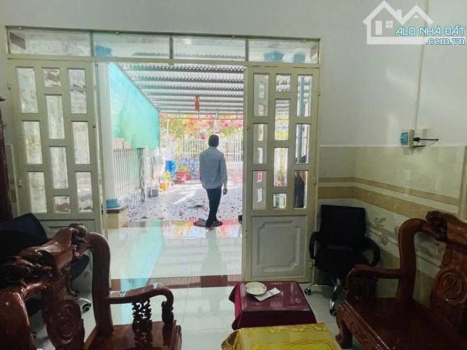 Định Cư Nước Ngoài ! Cần bán gấp căn nhà ở Đ. Bàu Tre , Tân An Hội 125m2 SHR giá 845tr - 3
