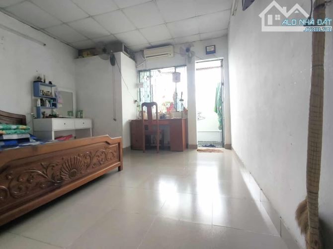 NHÀ 2 TẦNG 134M2 NGANG BỀ THẾ 8M TUYỆT ĐẸP, ĐANG CHIA LÀM 2 CĂN. HẺM XE TẢI THÔNG. TÂN - 3